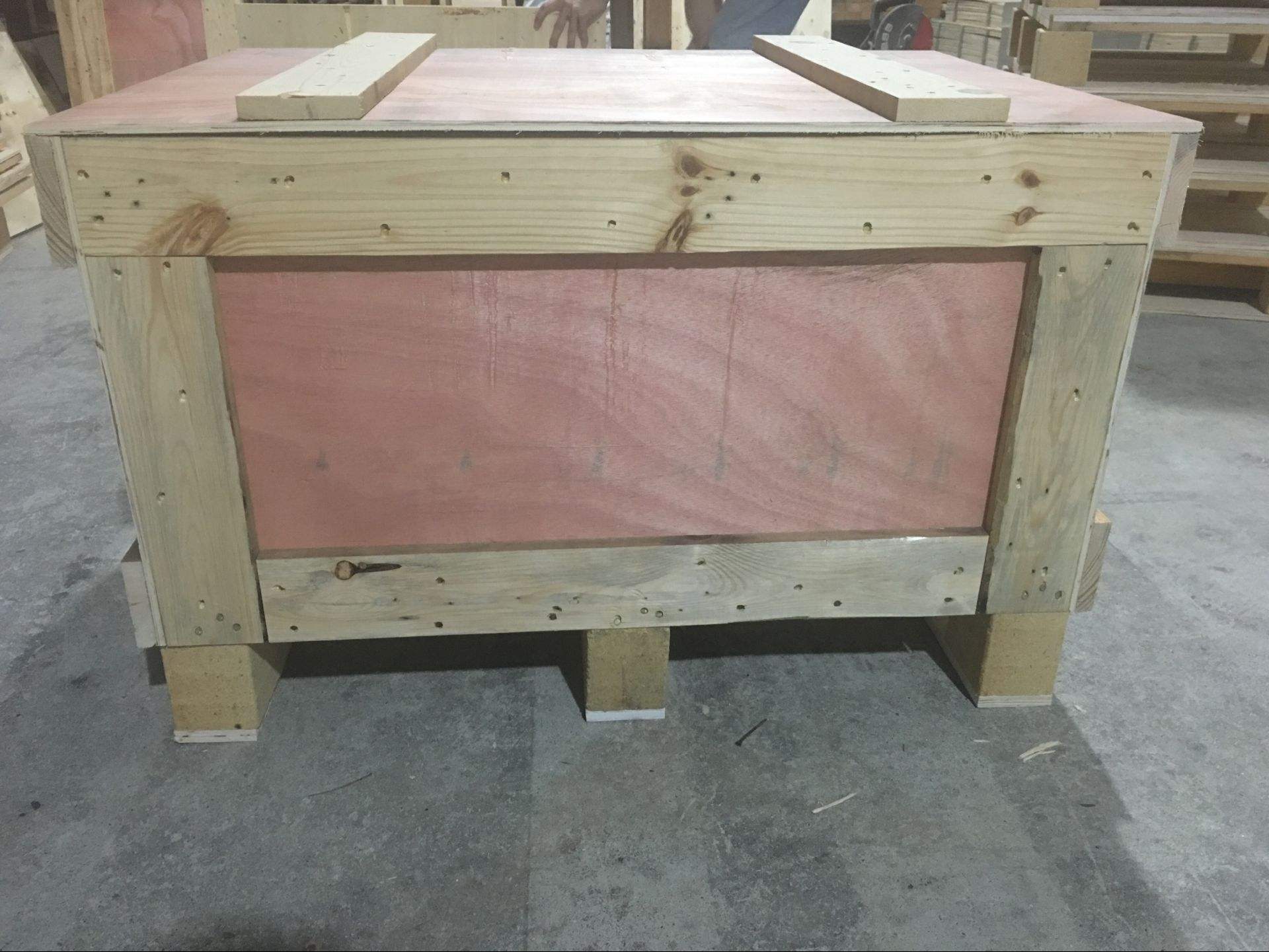 國(guó)內(nèi)包裝箱